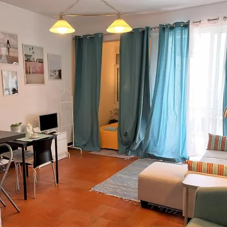 Near The Ocean * Albufeira